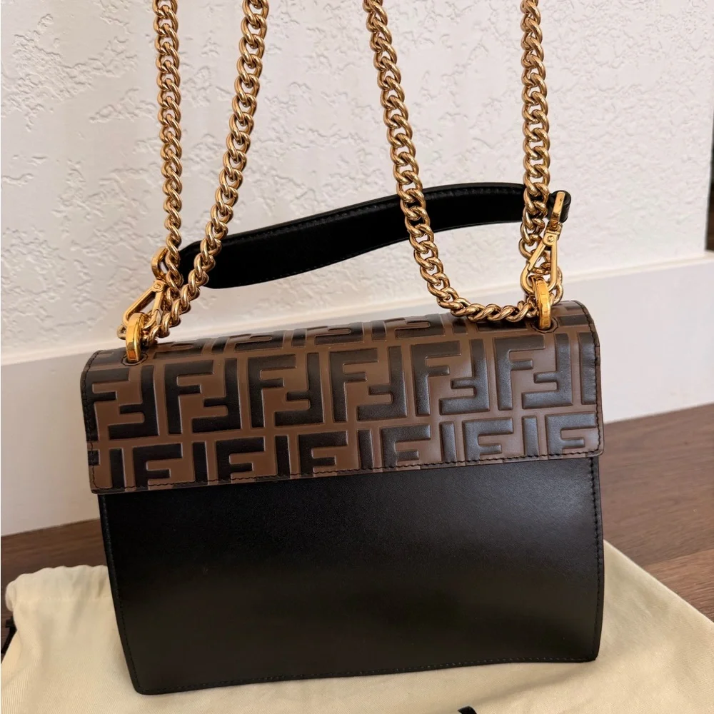 Fendi handbag - Picture 2 of 8